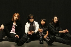 TOSHI with T-EARTH